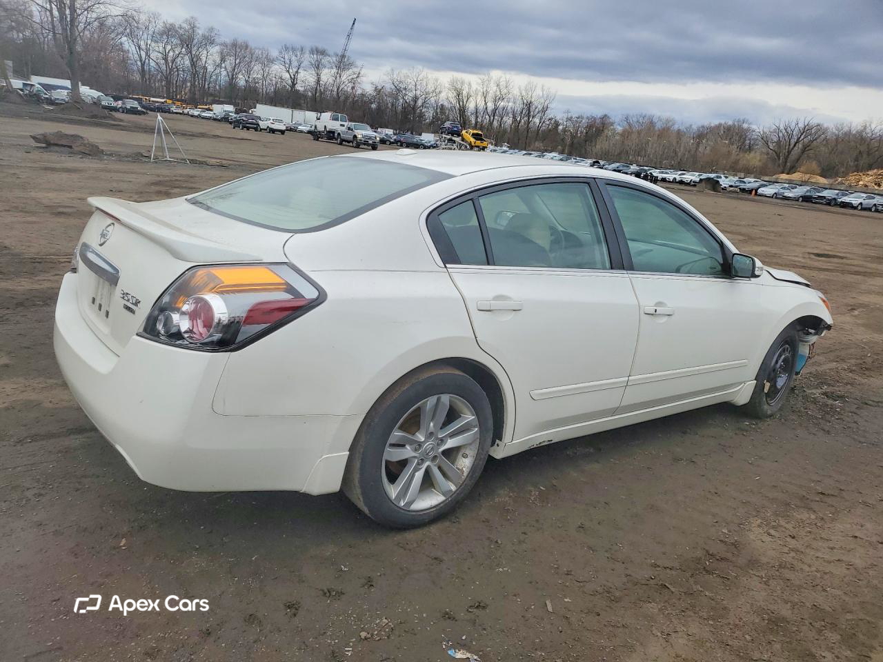 Nissan Altima 2011