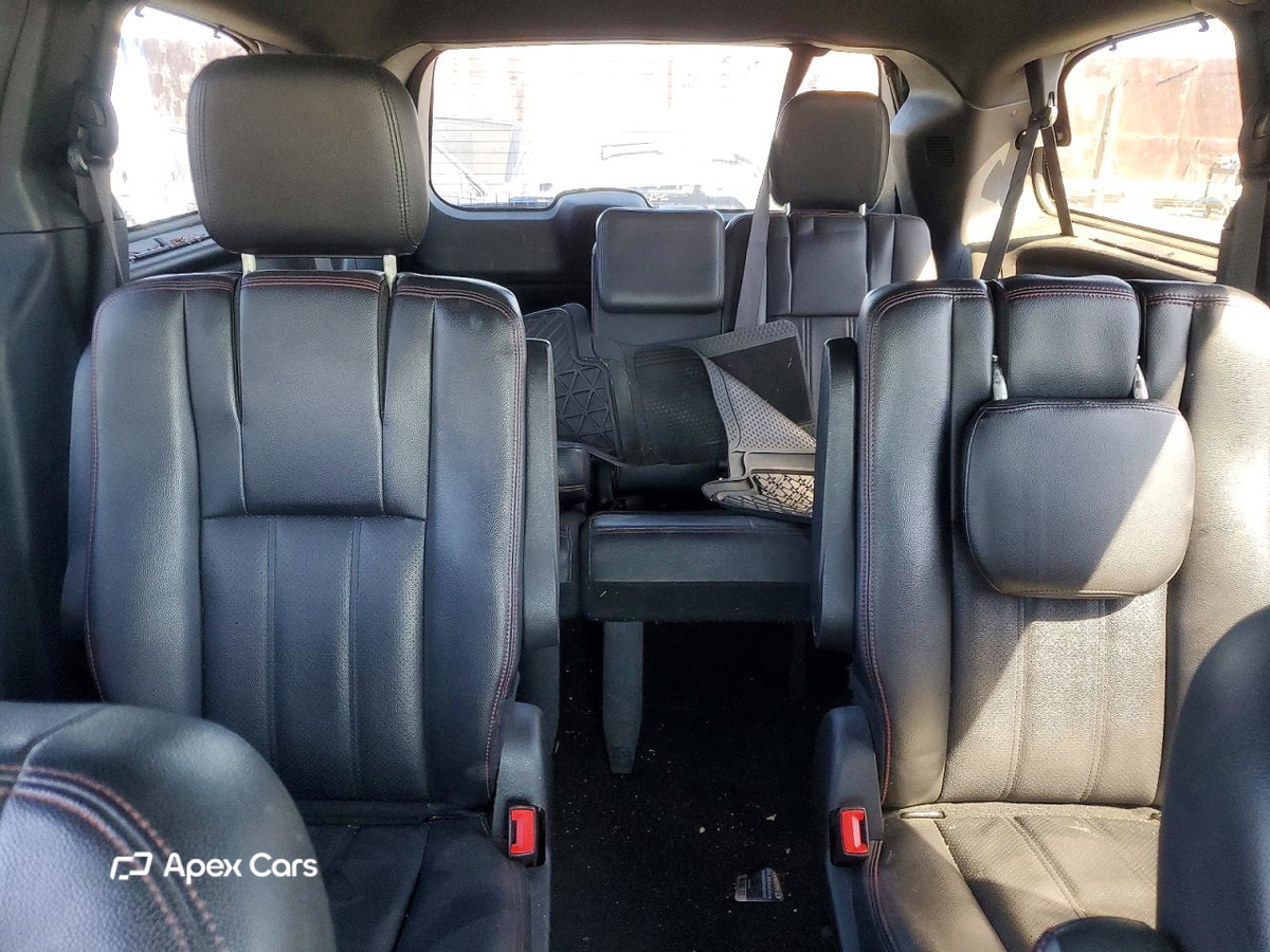 Dodge Caravan 2017