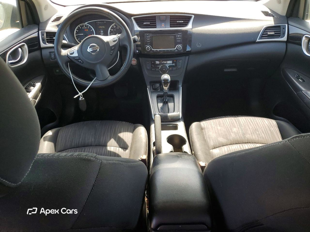 Nissan Sentra 2018