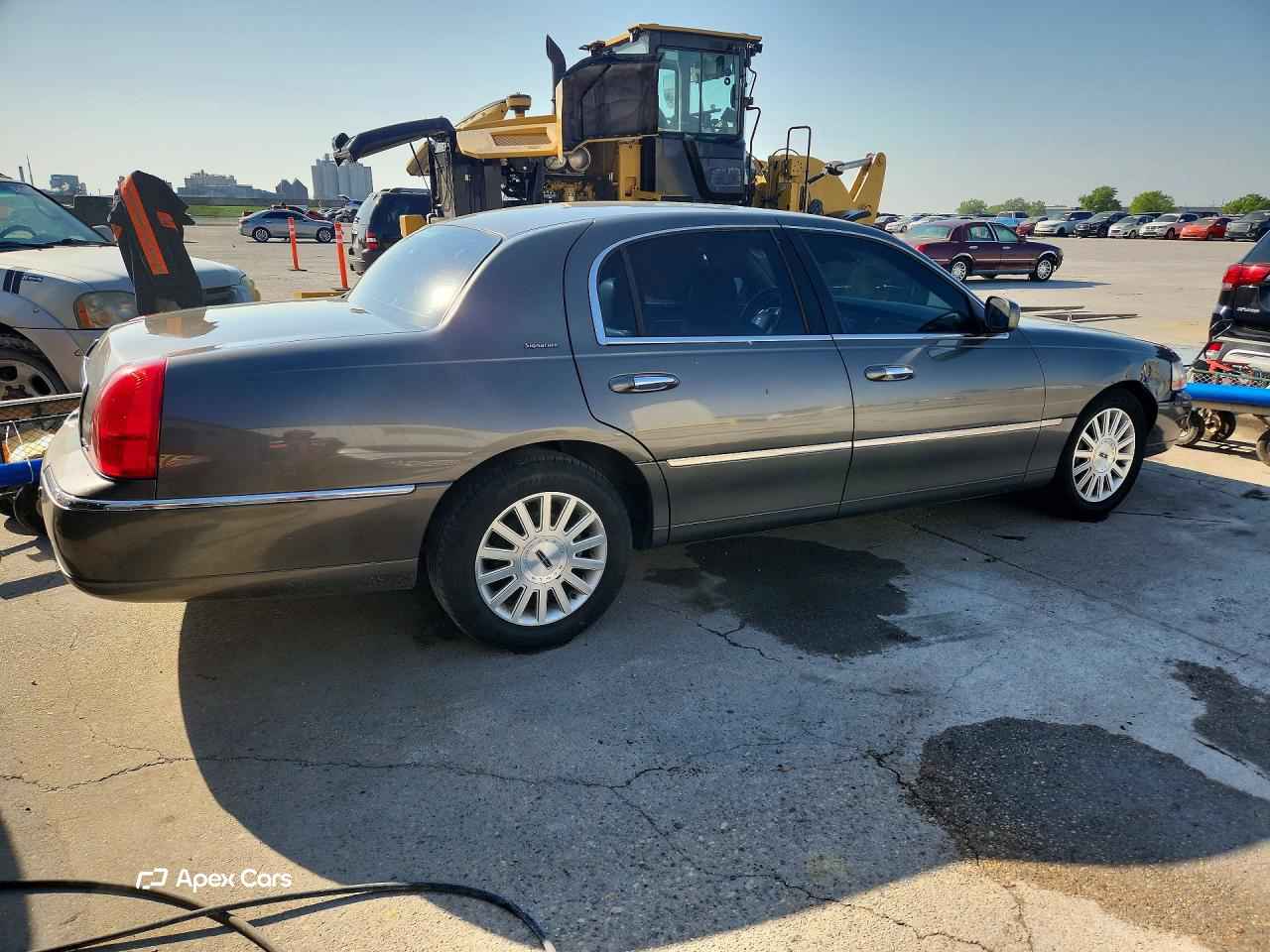 Lincoln Town Car 2003