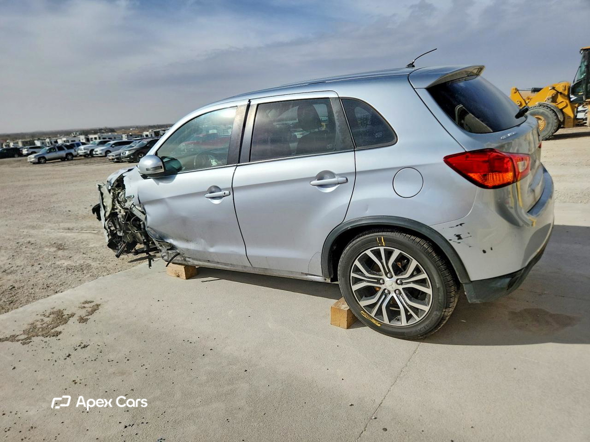 Mitsubishi Outlander 2016