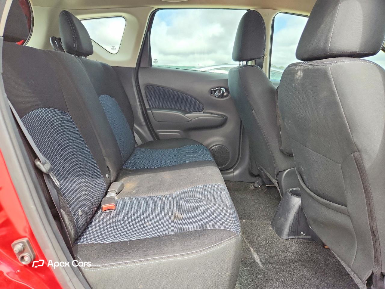 Nissan Versa 2016