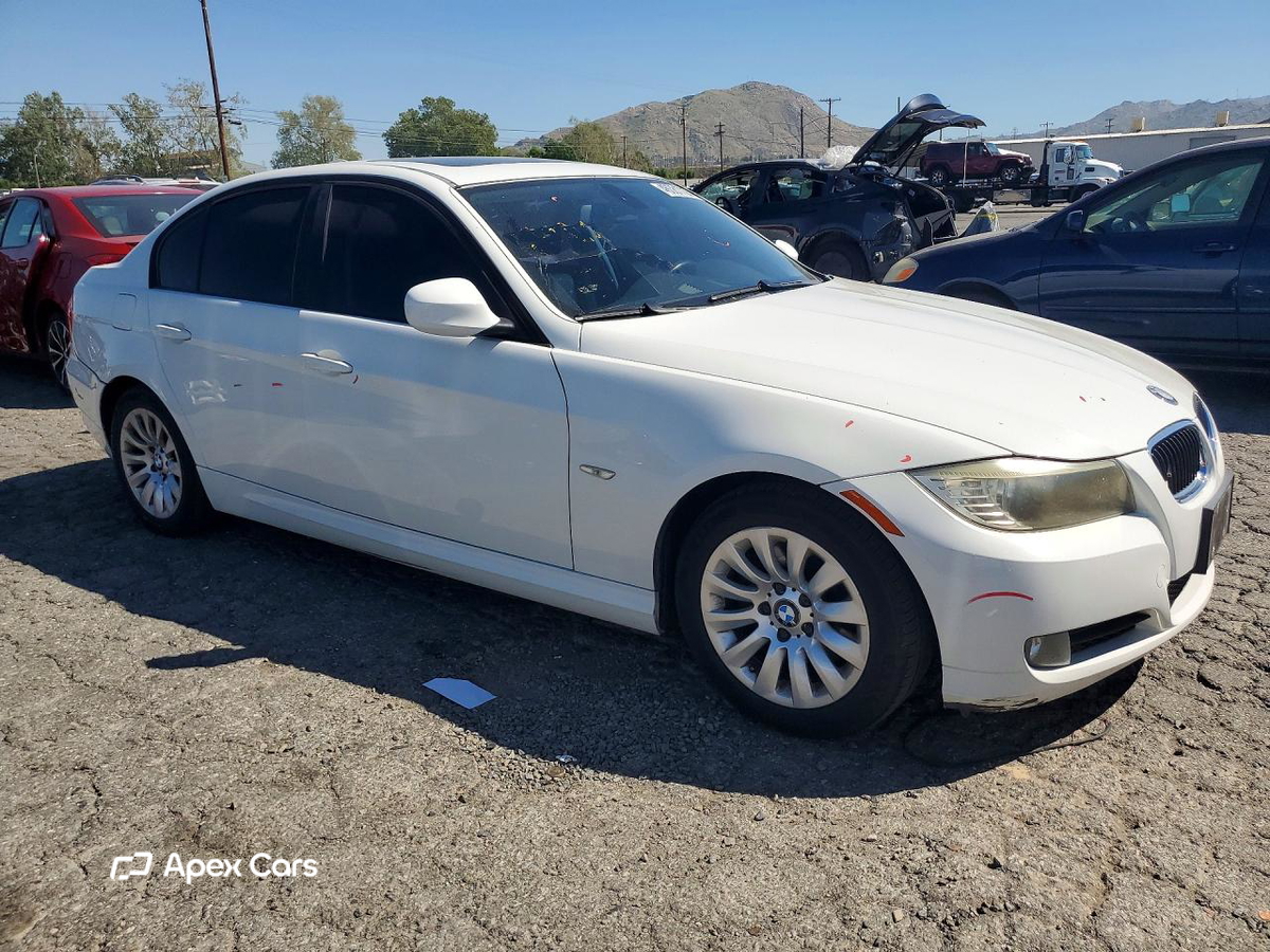 BMW Series 3 2009