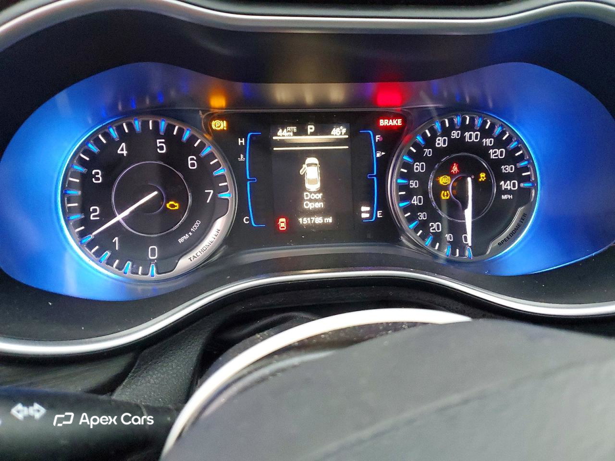 Chrysler 200 2015