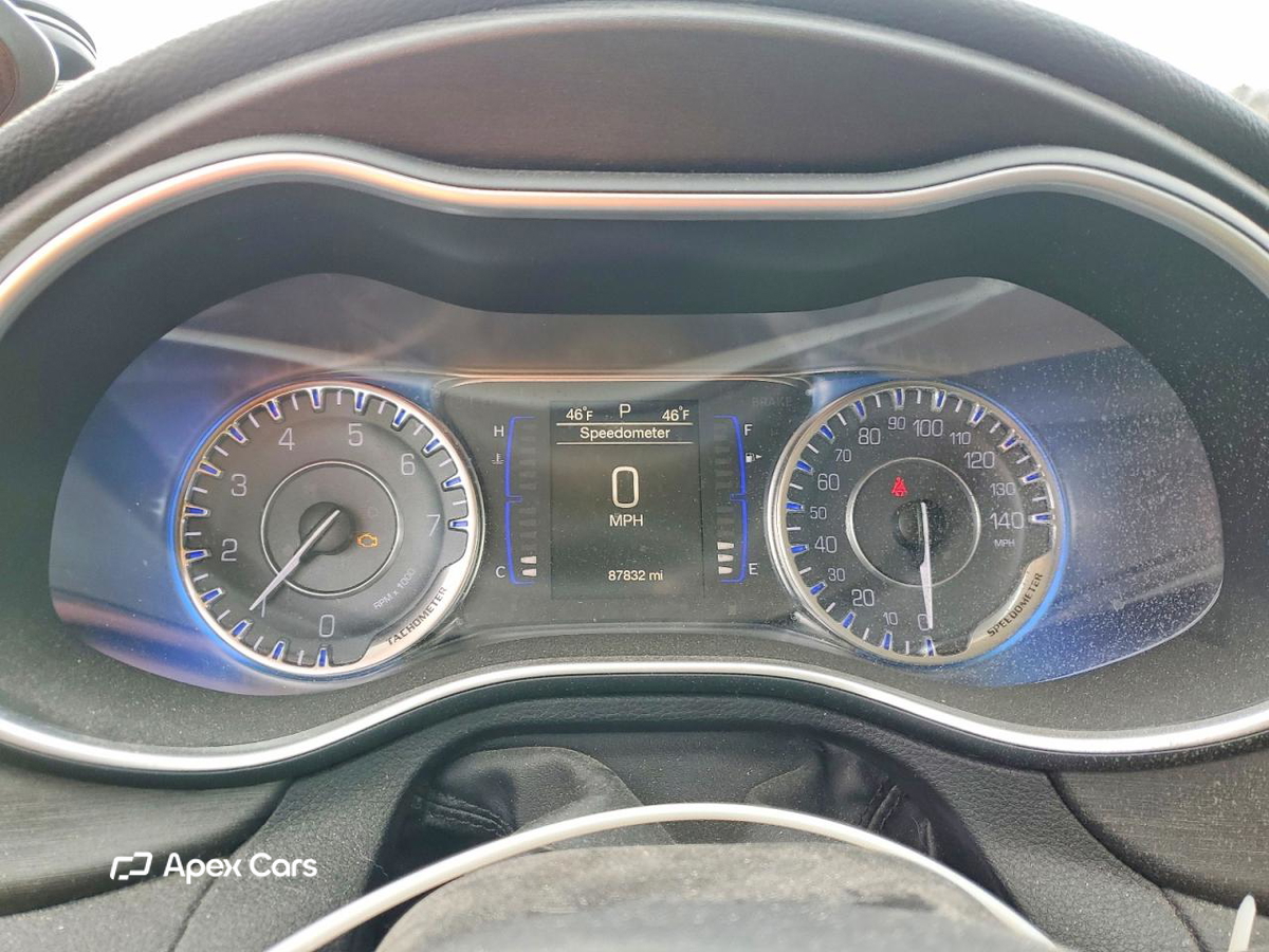 Chrysler 200 2016