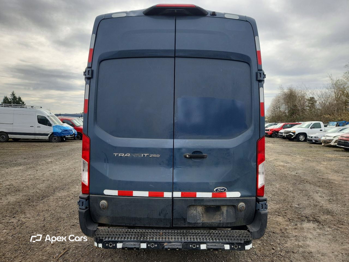 Ford Transit 2020