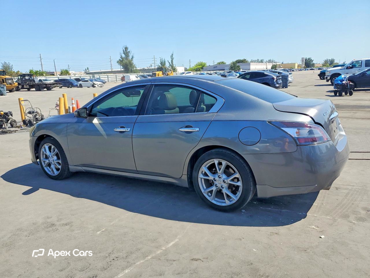 Nissan Maxima 2014