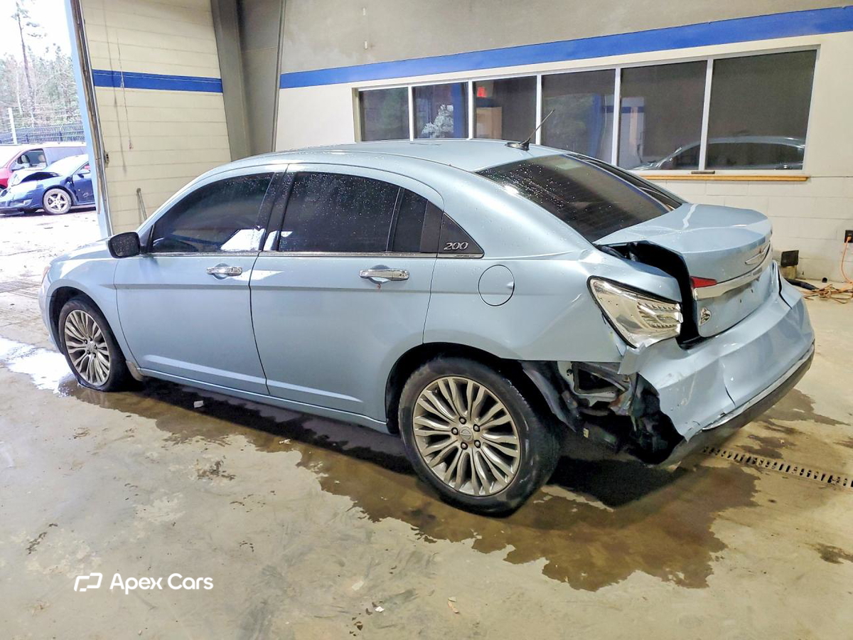 Chrysler 200 2012