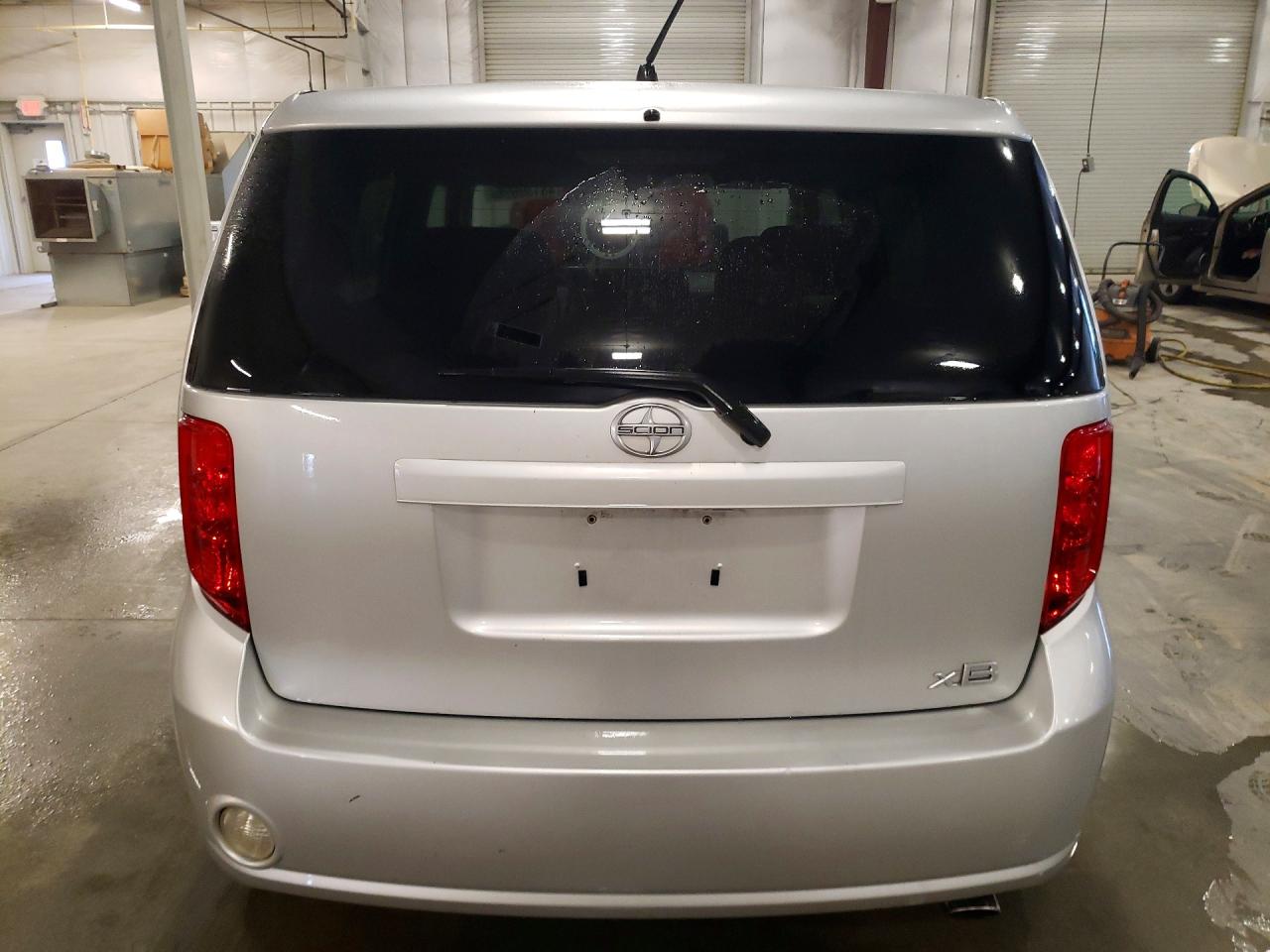 Scion xB 2009