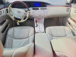 Toyota Avalon 2010