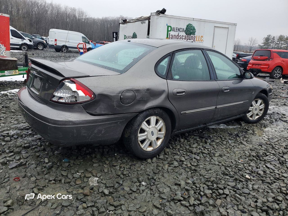 Ford Taurus 2004