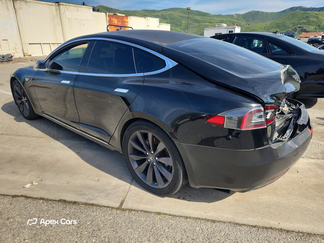 Tesla Model S 2016