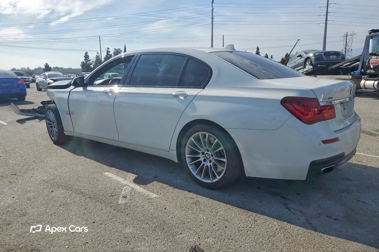 BMW Series 7 2014