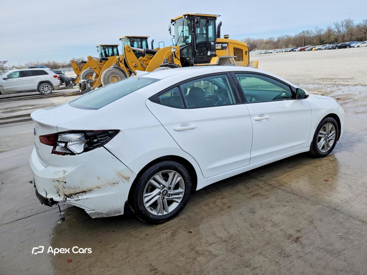 Hyundai Elantra 2020