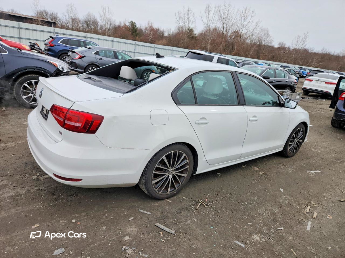 Volkswagen Jetta 2015