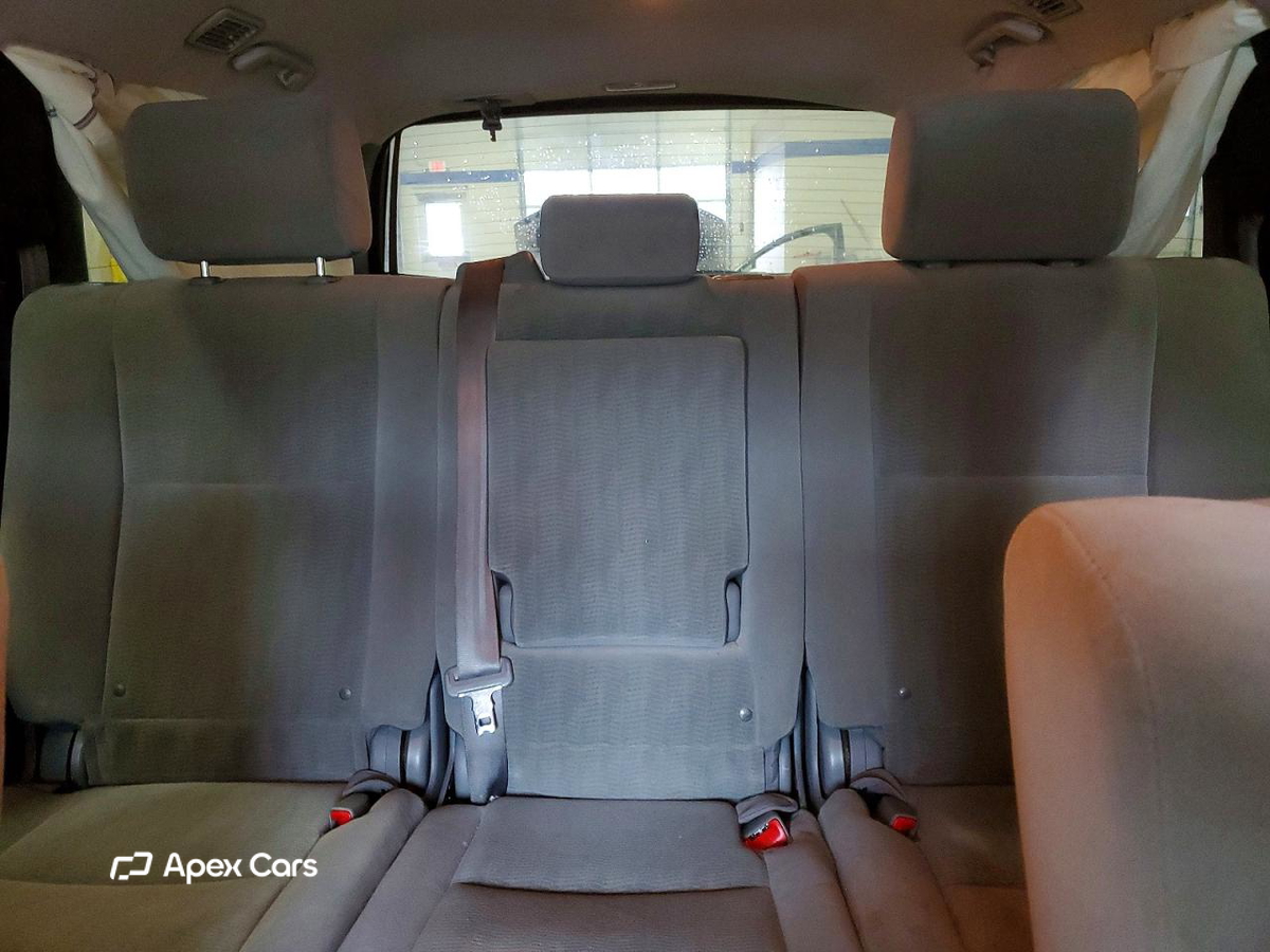 Toyota Sequoia 2016