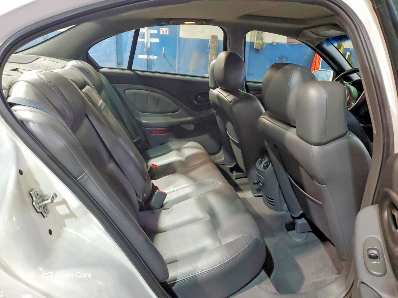 Pontiac Bonneville 2004