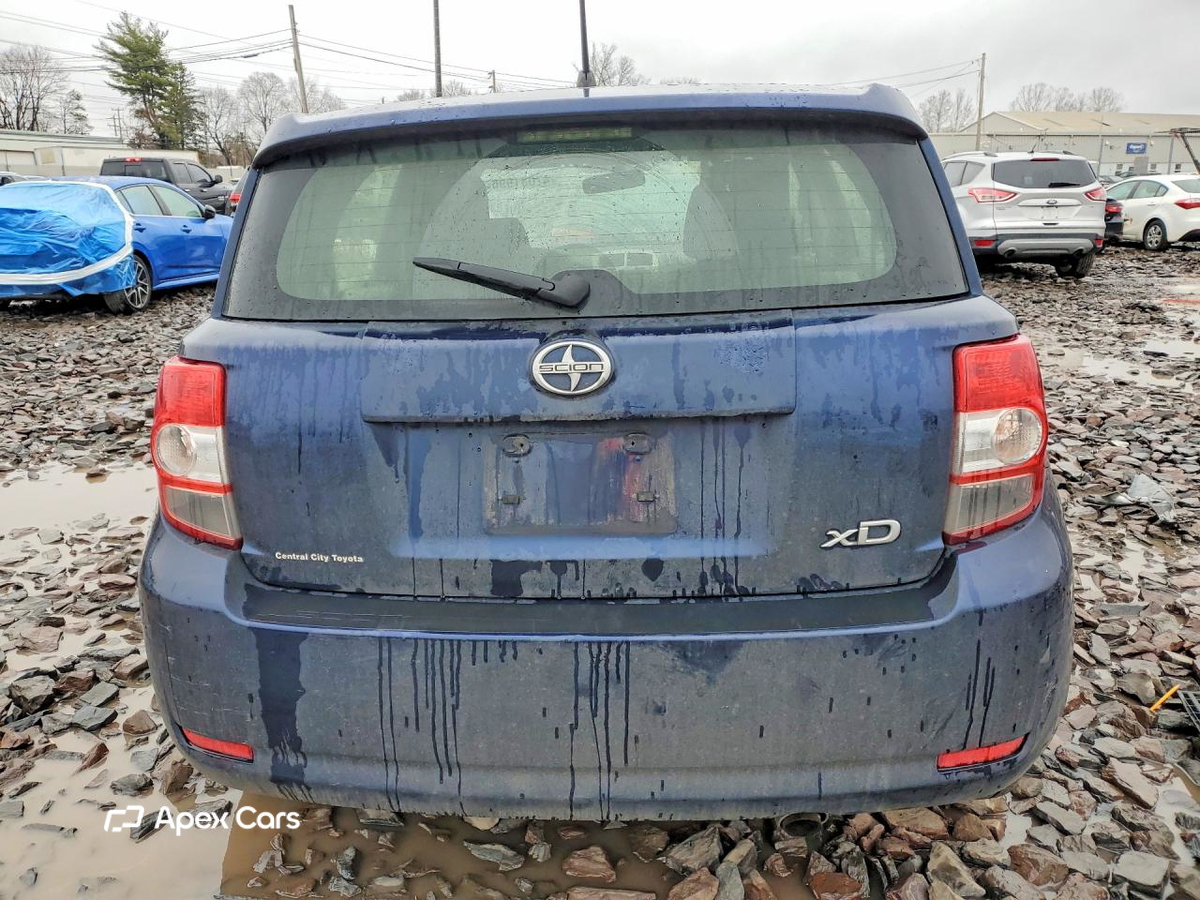 Scion xD 2014