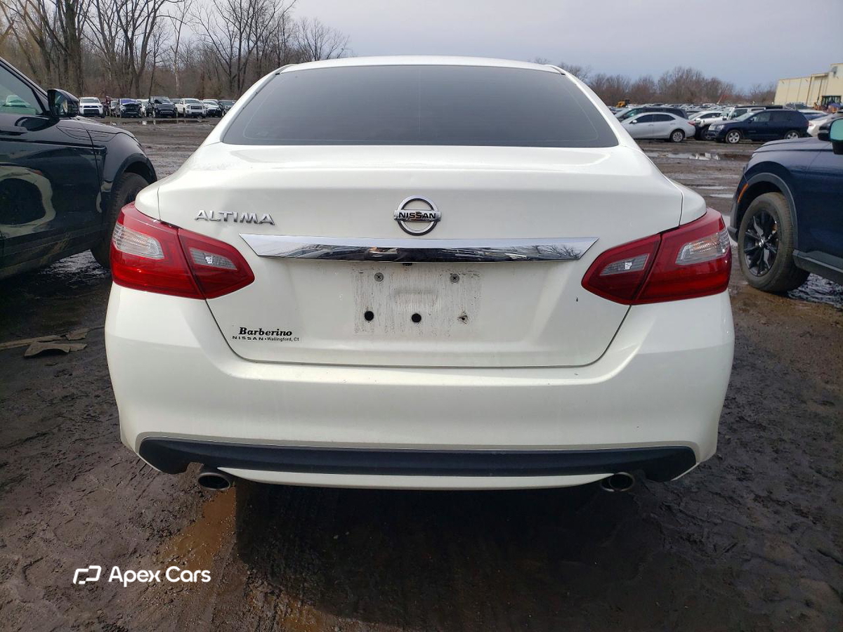 Nissan Altima 2018