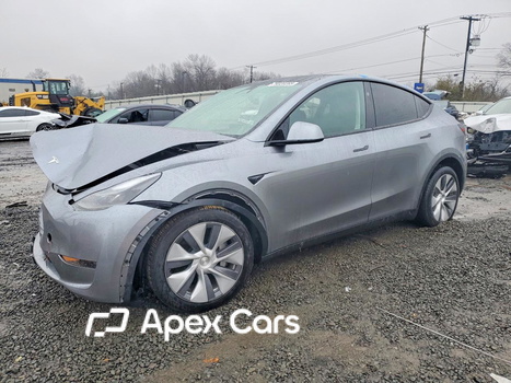 Tesla Model Y 2024 - Zdjęcie 1 z 13