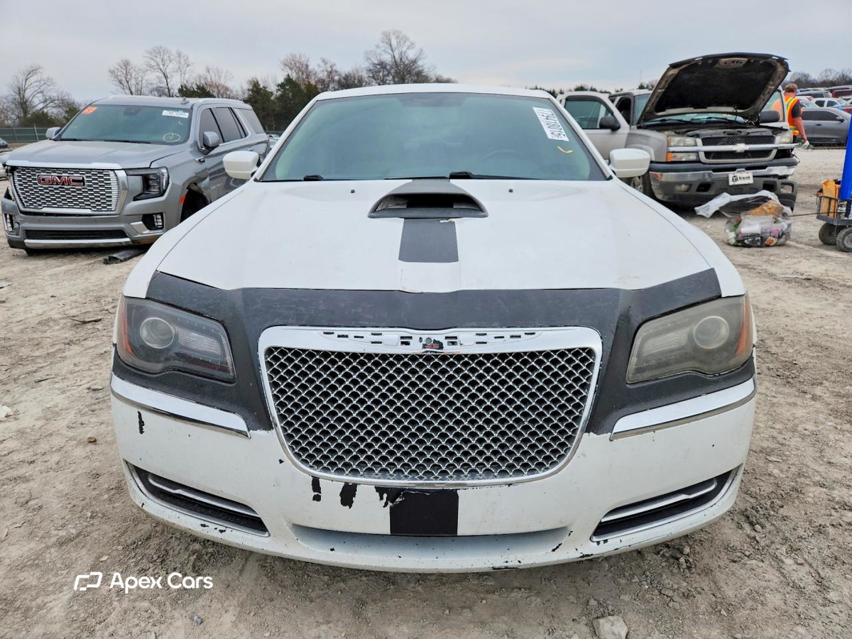 Chrysler 300 2011