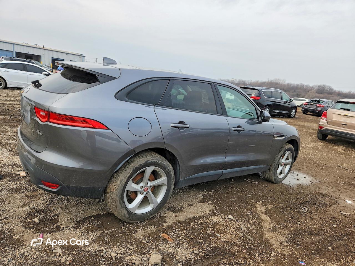 Jaguar F-Pace 2018