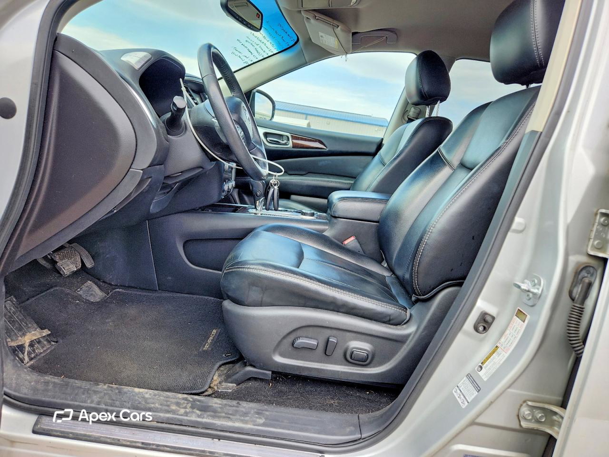Nissan Pathfinder 2015