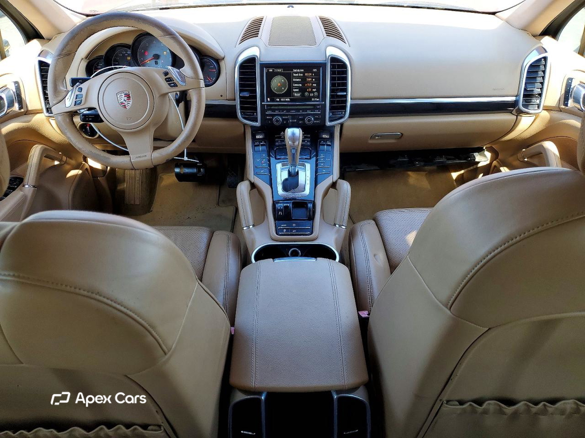 Porsche Cayenne 2011