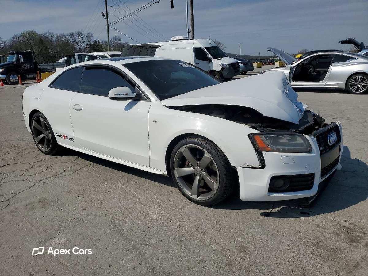 Audi RS5 2012