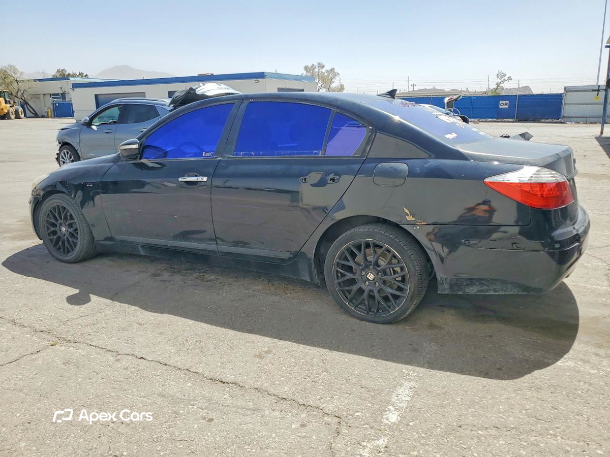 Hyundai Genesis 2010