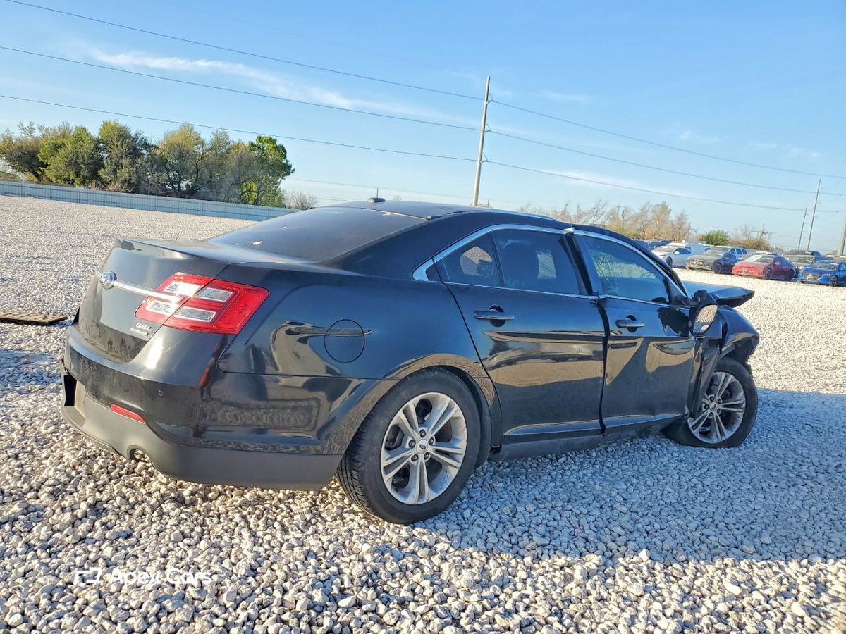 Ford Taurus 2016