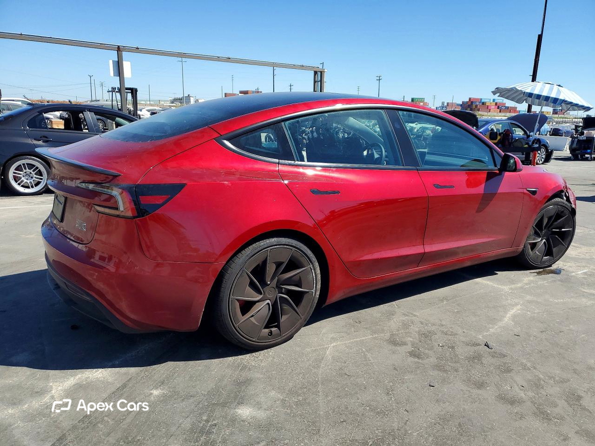 Tesla Model 3 2025