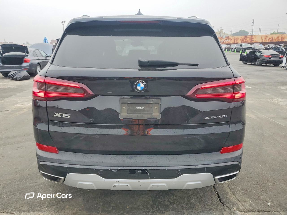 BMW X5 2021