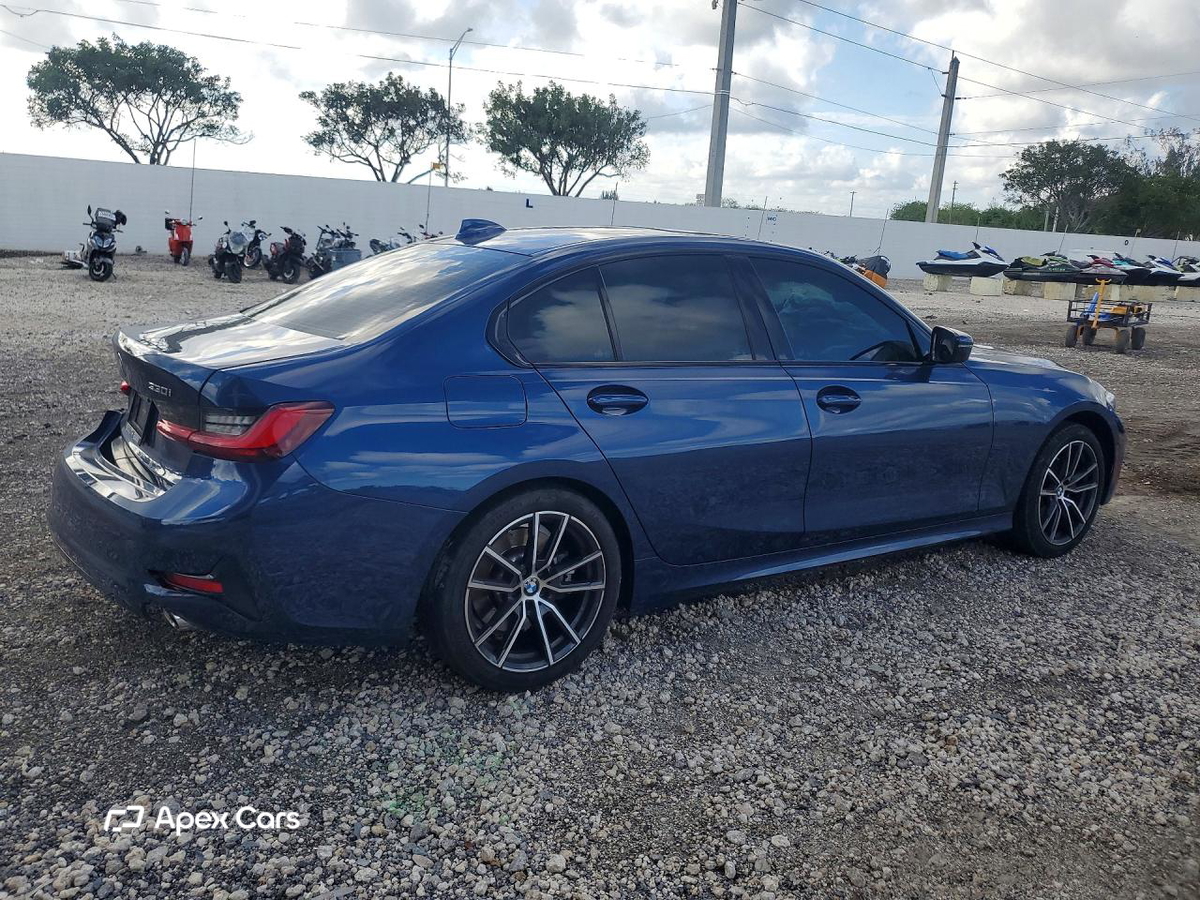 BMW Series 3 2022