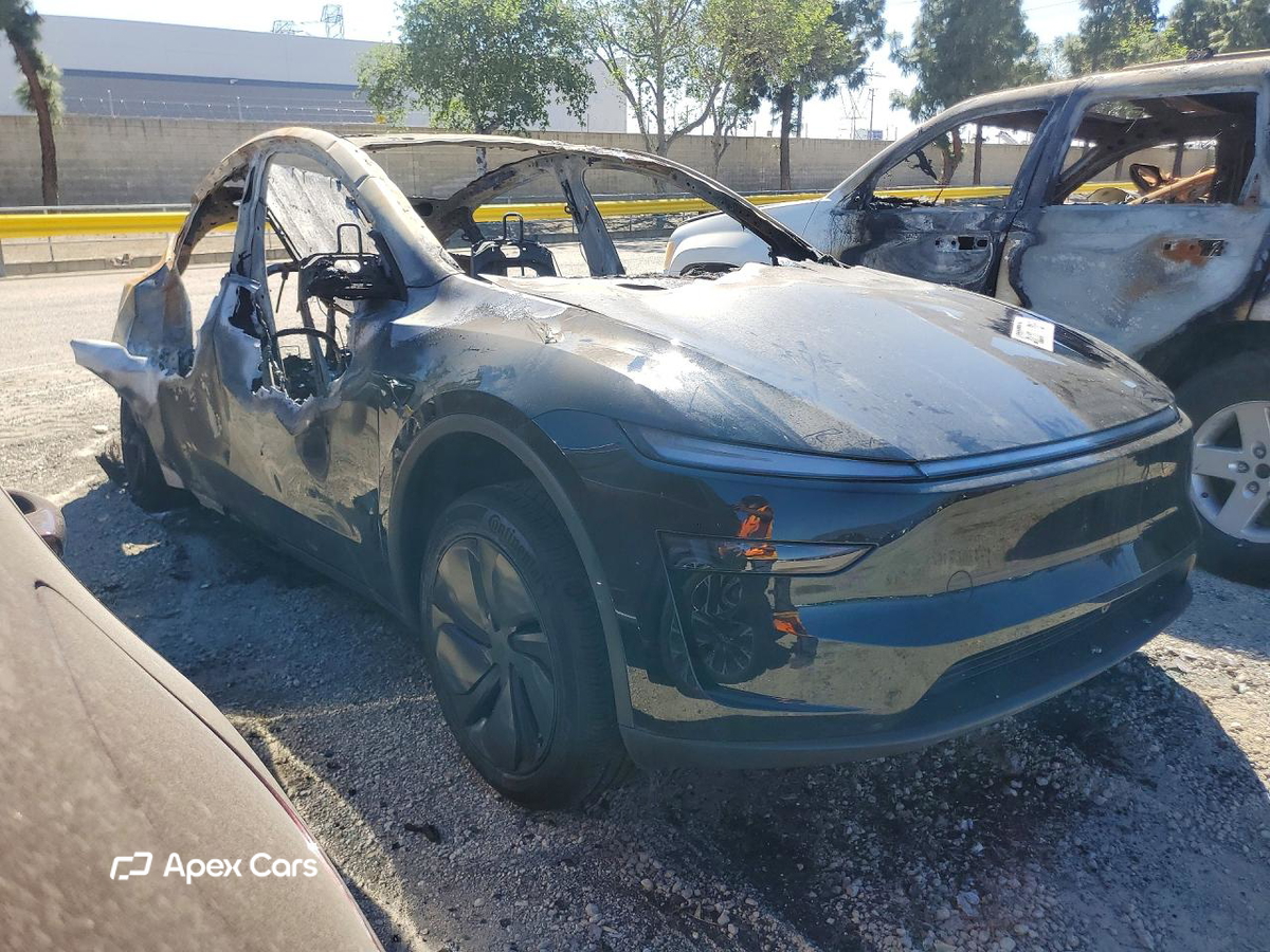 Tesla Model Y 2026