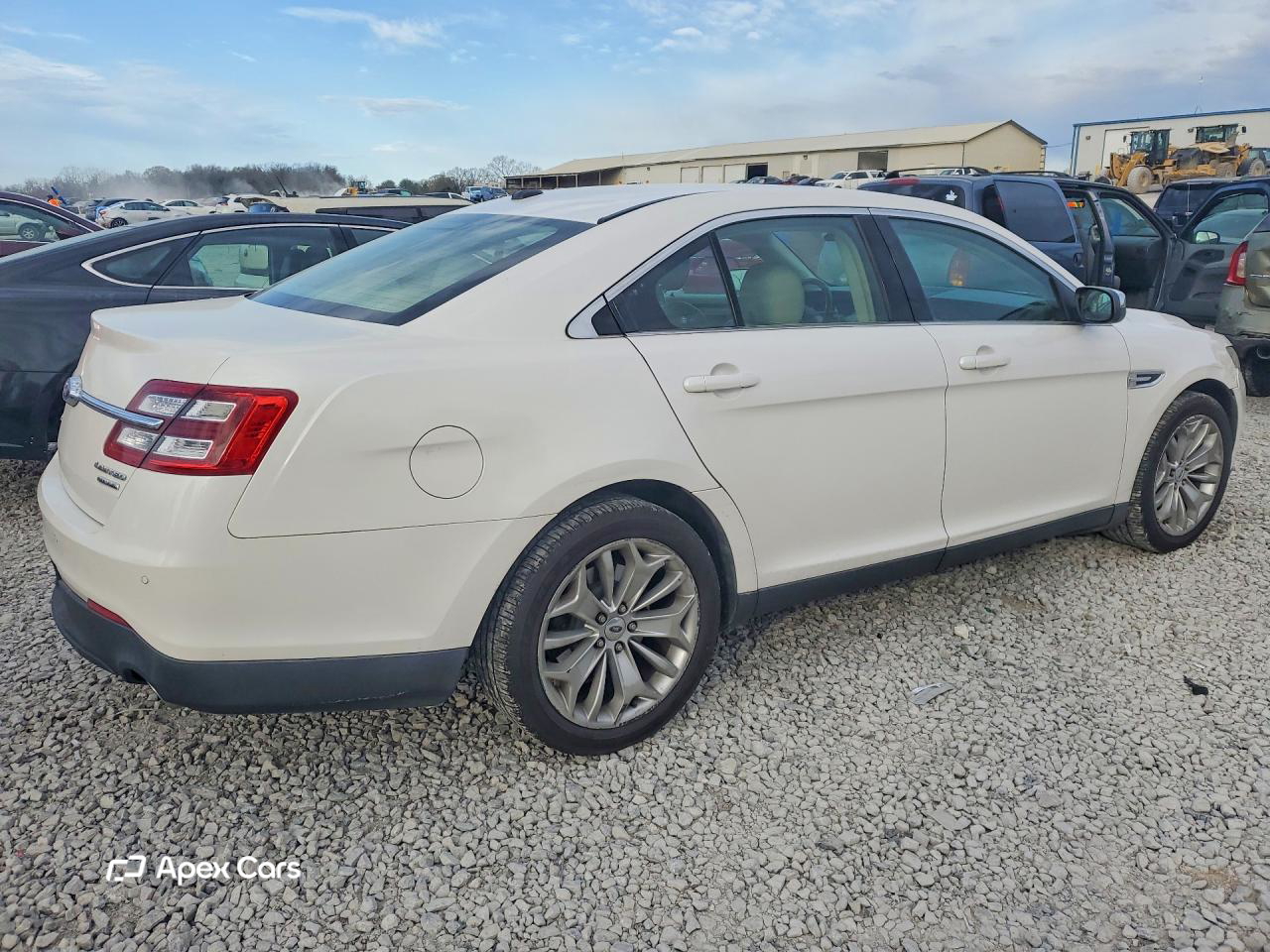Ford Taurus 2013