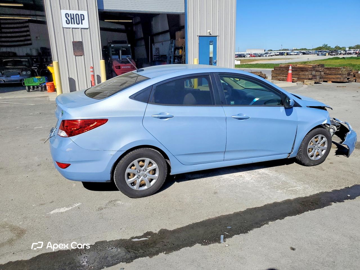 Hyundai Accent 2014