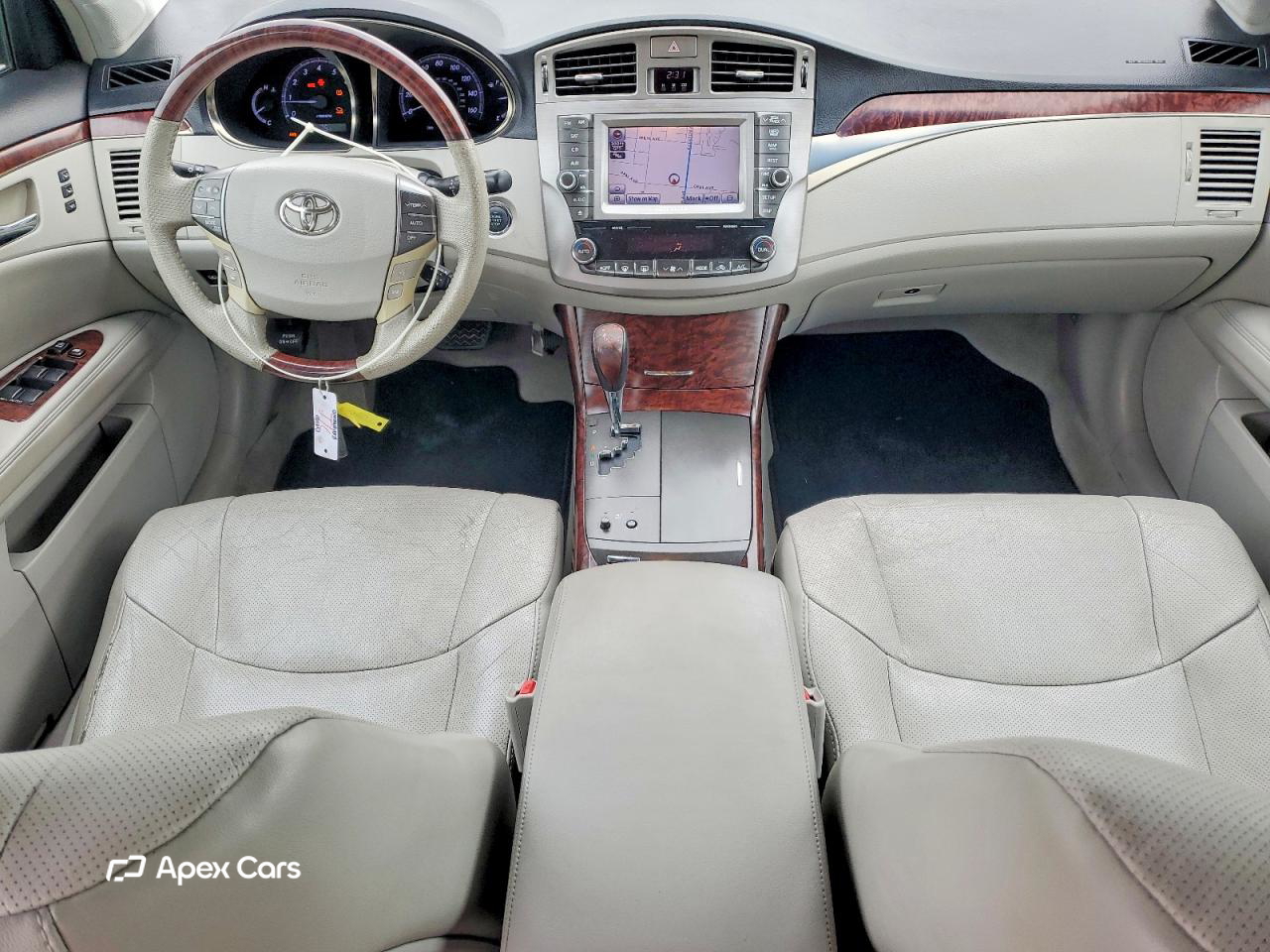 Toyota Avalon 2011