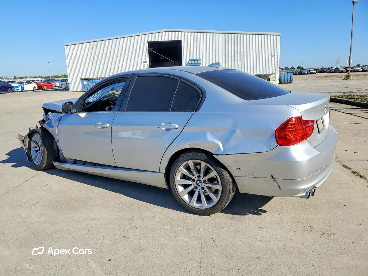 BMW Series 3 2011