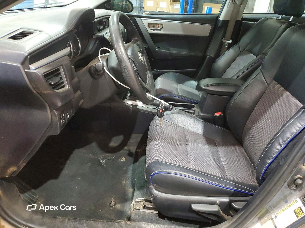 Toyota Corolla 2015