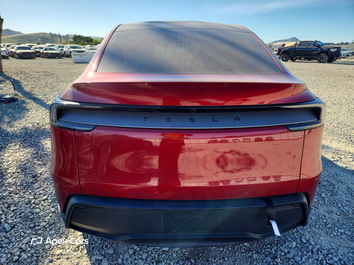 Tesla Model Y 2026
