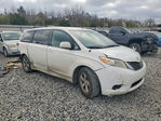 Toyota Sienna 2011