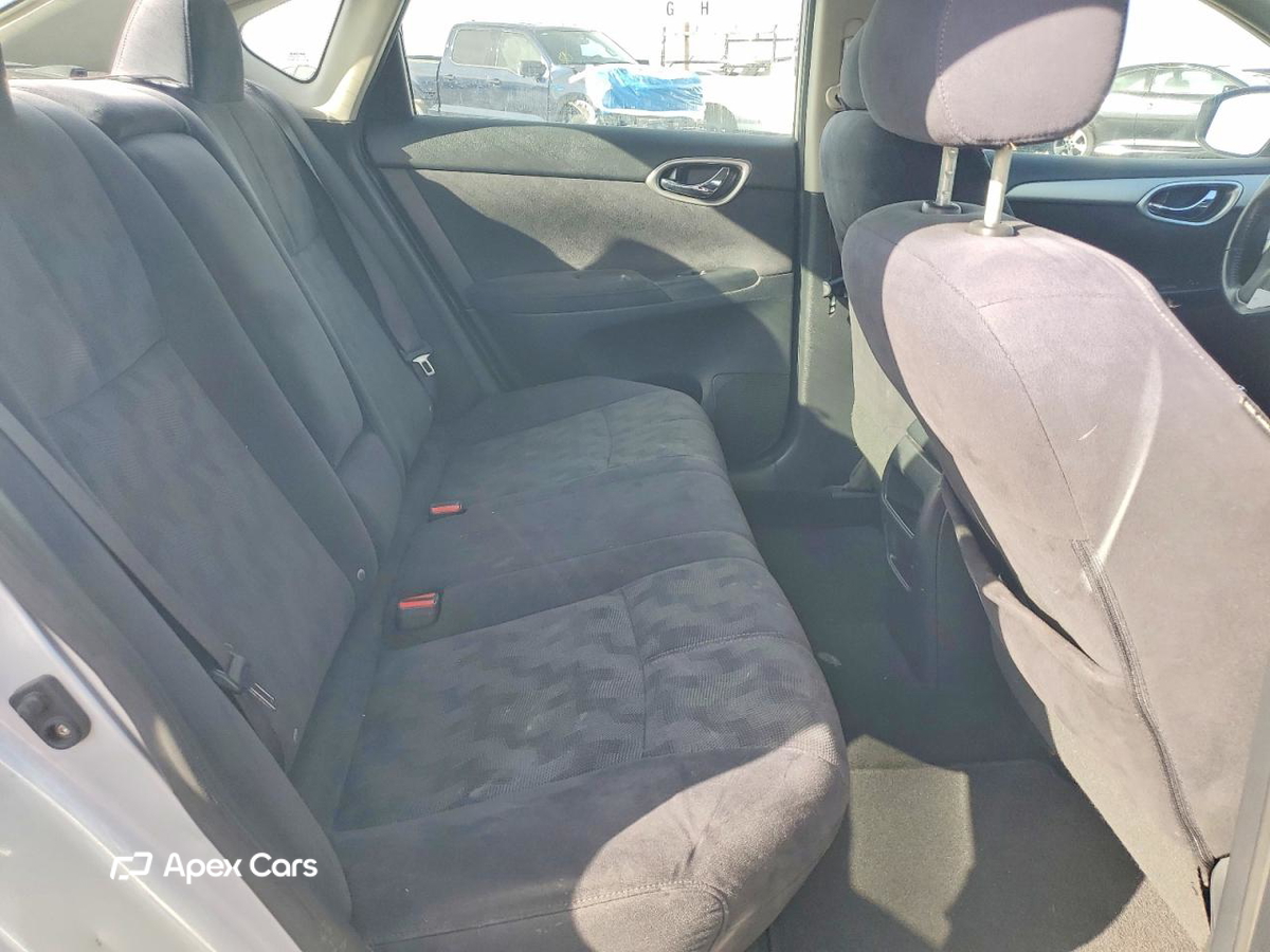 Nissan Sentra 2013