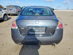 Nissan Altima 2010