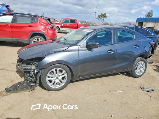 2017 Toyota Yaris - Zdjęcie 1 z 5