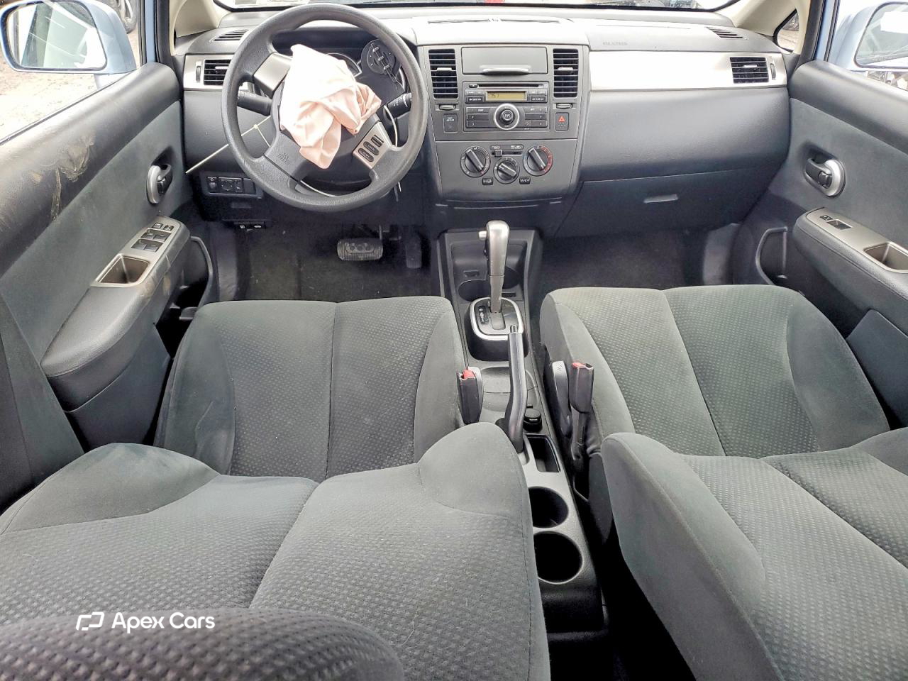 Nissan Versa 2011