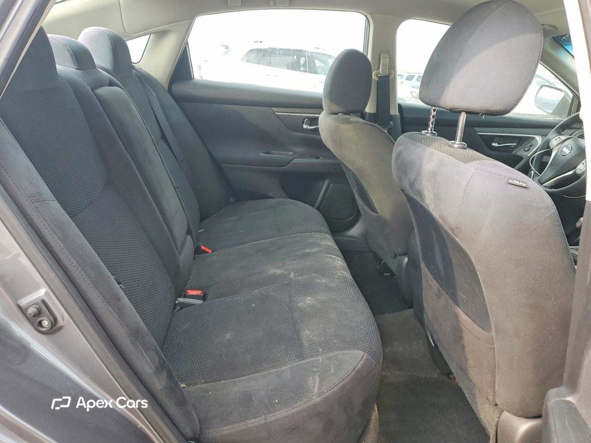Nissan Altima 2015