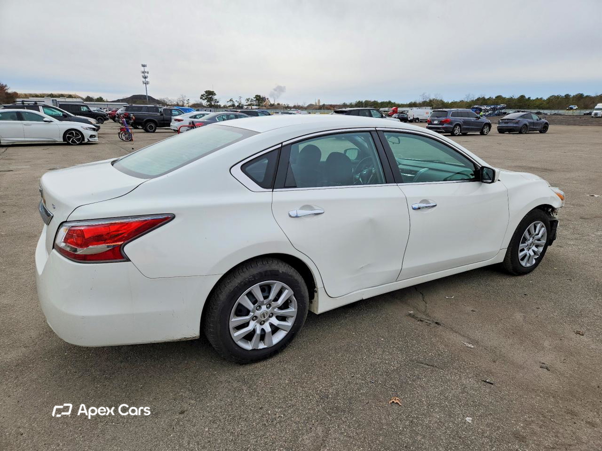 Nissan Altima 2015