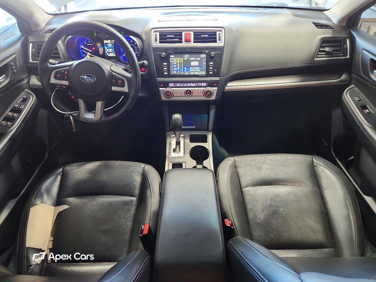 Subaru Legacy 2015
