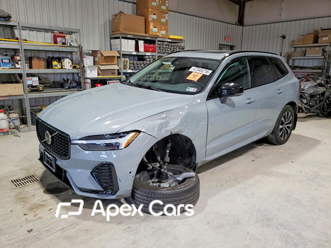 Volvo XC60 2025 - Image 1 of 14